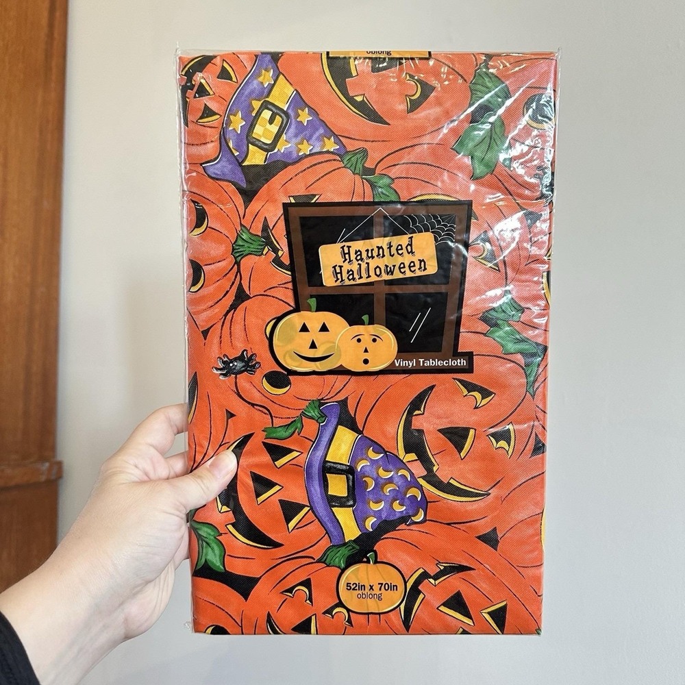New VTG‎ Vinyl Halloween Tablecloth Jack O Lanterns Witch Hat Oblong 52x70"